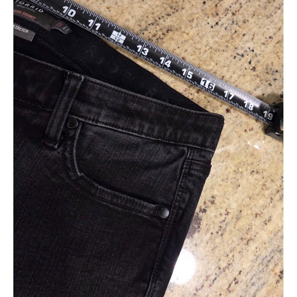 Torrid Women's Premium Stretch Sky High Skinny Black Jeans Size 12 - Picture 3 of 16